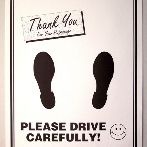 PAPER FLOOR MATS-500 COUNT BOX